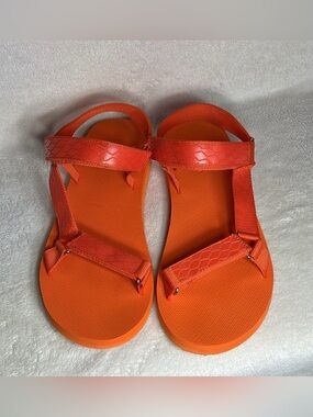 ALDO Women’s Strappy Flat Sandals s13 Orange Textured Adjustable Strap